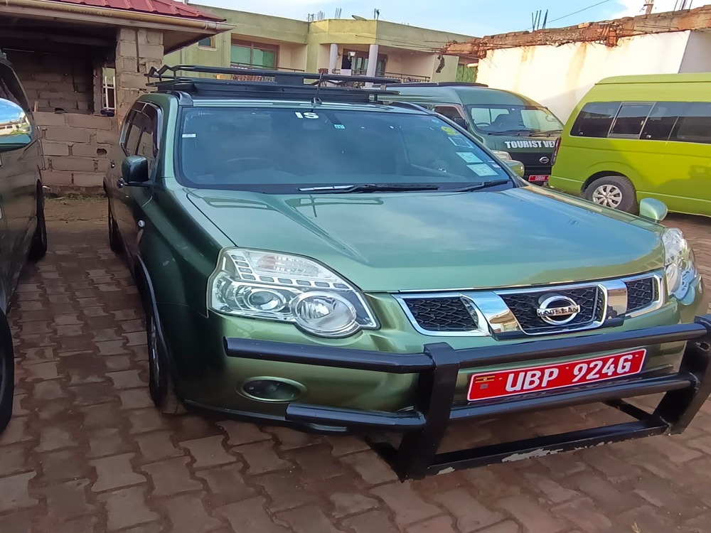 cheap Nissan Xtrail car rental Uganda