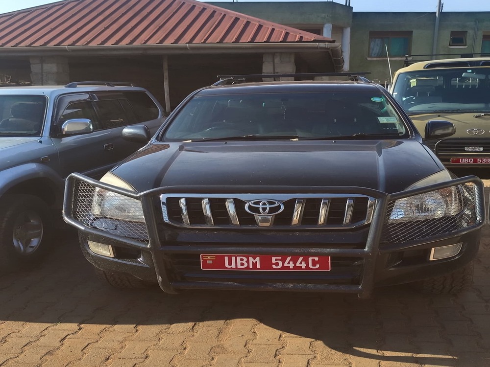 affordable 4x4 land cruiser car rental in Uganda