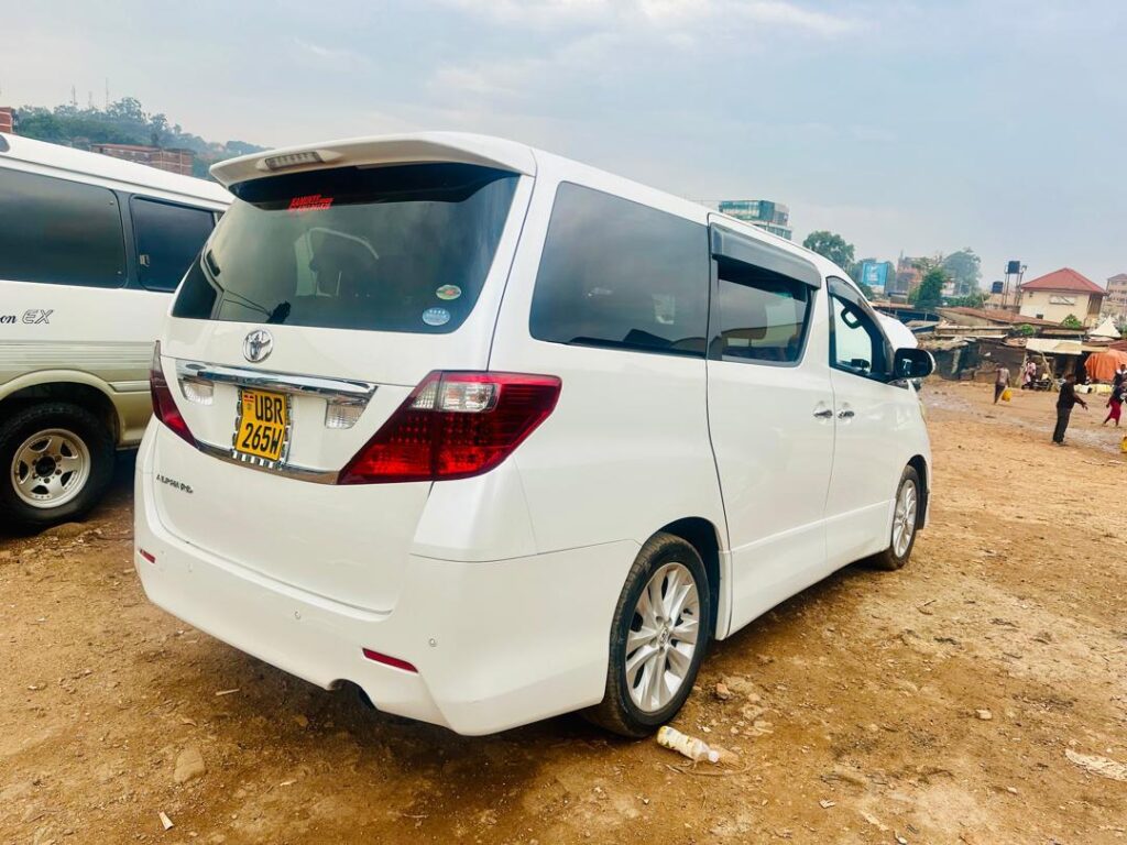 Luxury 4x4 van rental Uganda